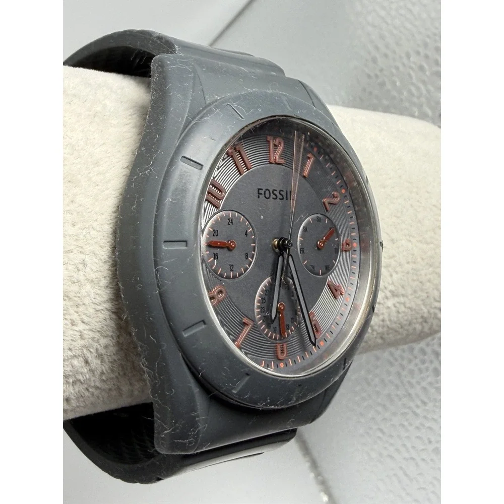 Fossil FS5221 New Battery Mens Watch 44MM 8